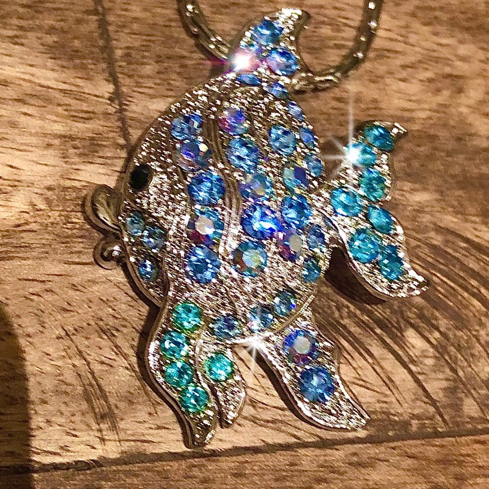 Tropical Fish - Crystal Necklace 🐠